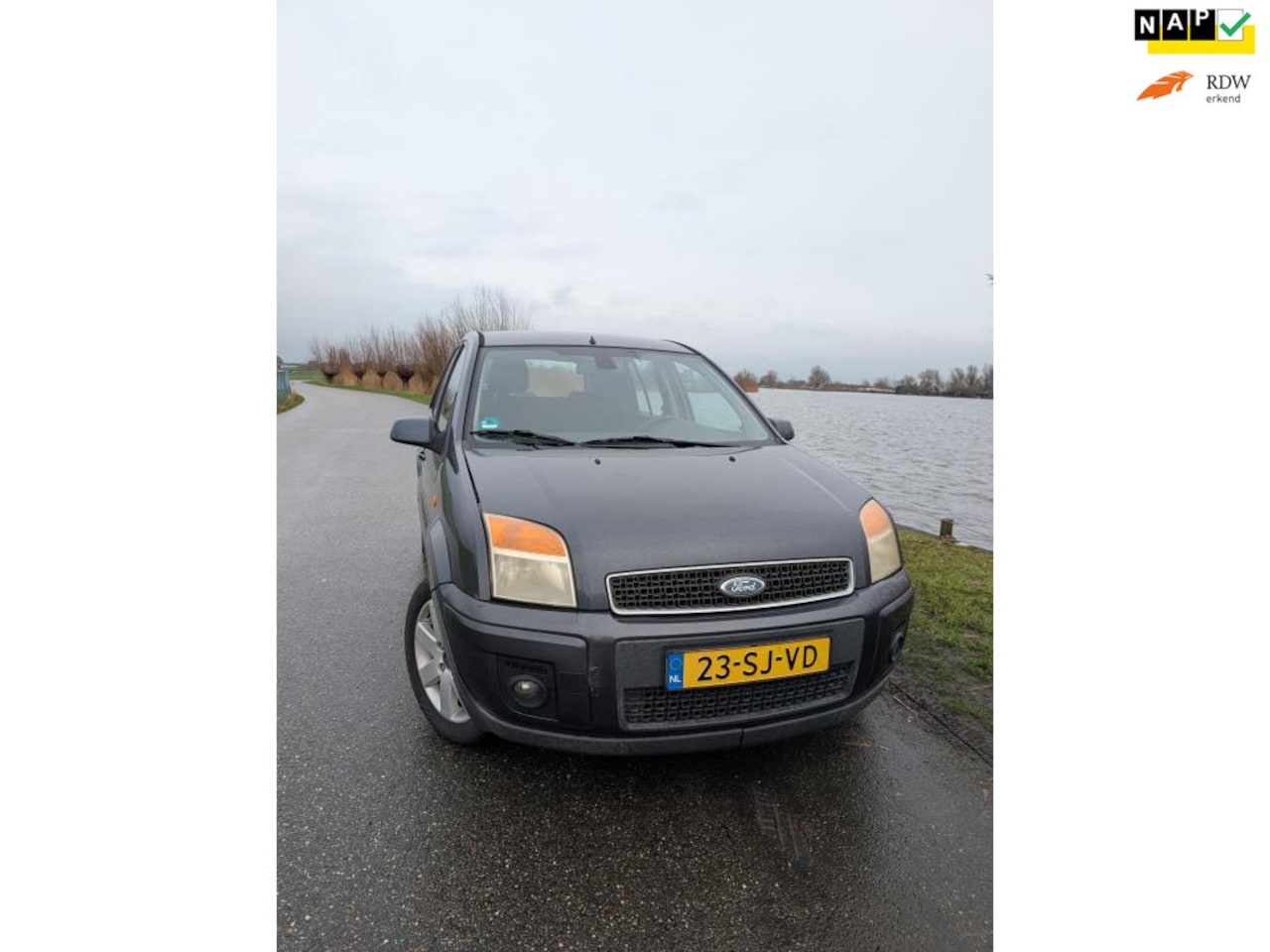 Ford Fusion - 1.6 Futura FULL AUTOMAAT ALLSEASON BANDEN - AutoWereld.nl