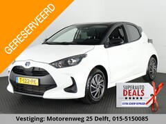 Toyota Yaris - 1.5 HYBRID AUTOMAAT BLACK & WHITE GARANTIE 8-2033 NAVIGATIE.CLIMA.CRUISE