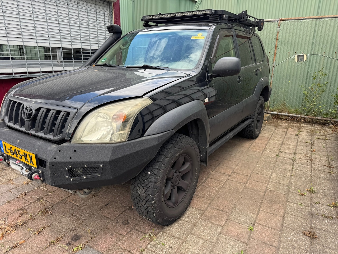 Toyota Land Cruiser - 4.0 V6 VVT-i Executive ENGINE DEFECT !! - AutoWereld.nl