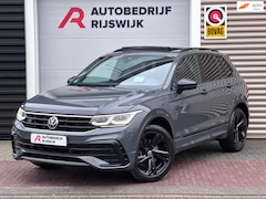 Volkswagen Tiguan - 1.4 TSI eHybrid R-Line Pano/Trekhaak/HuD/Keyless