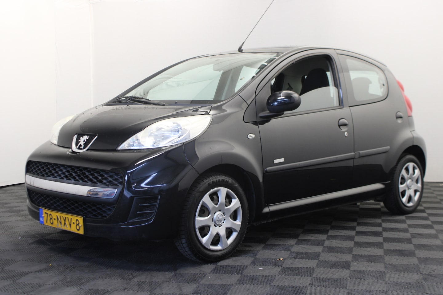 Peugeot 107 - 1.0-12V Millesim 200 1.0-12V Millesim 200 - AutoWereld.nl