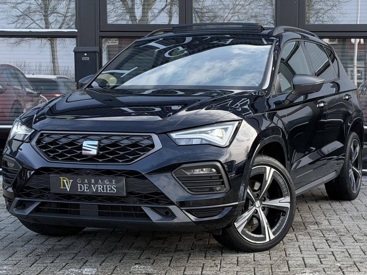 SEAT Ateca - 1.5 TSI FR DSG Full Option Panoramadak ACC Beats Memory Garantie - AutoWereld.nl