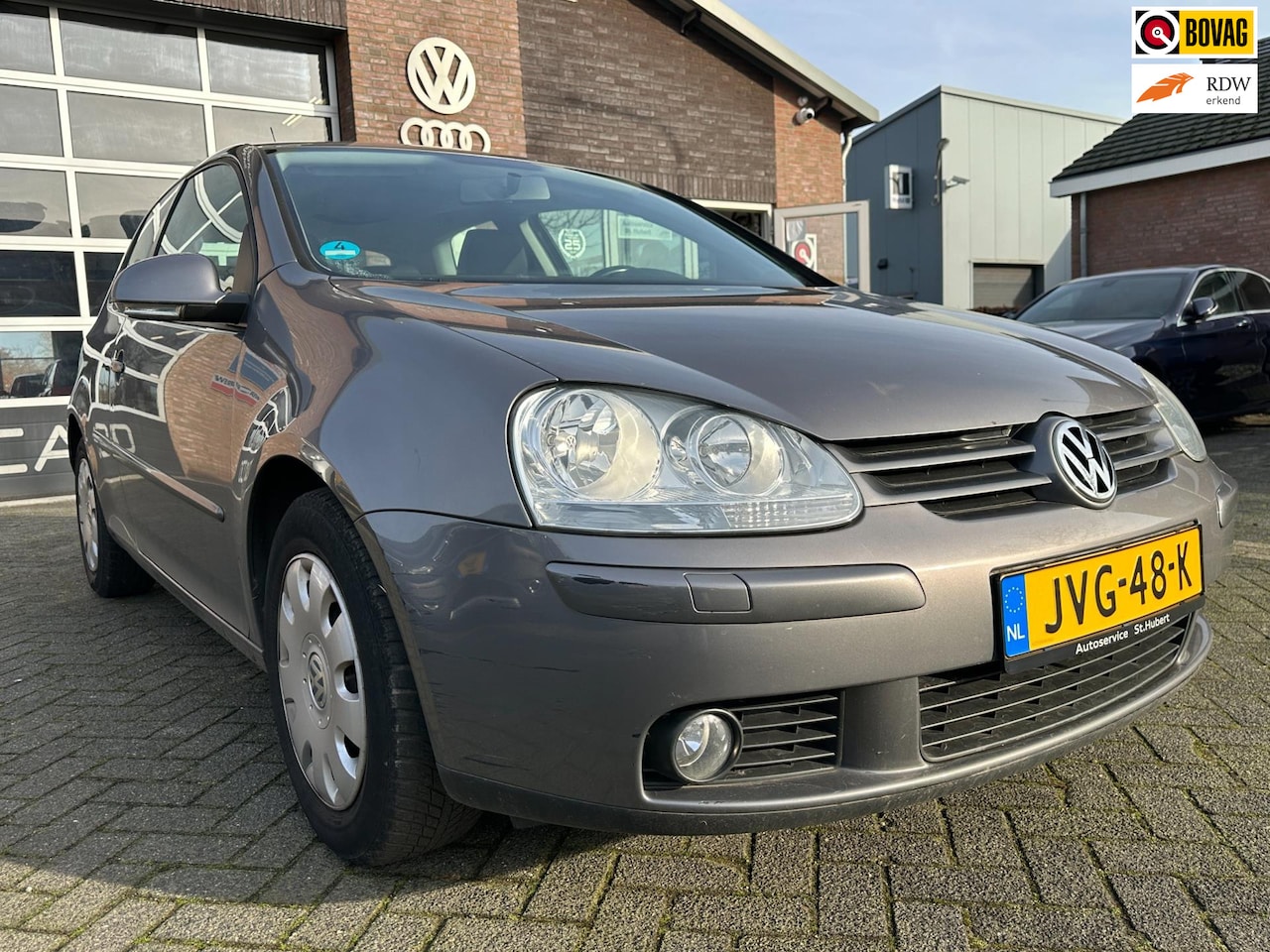 Volkswagen Golf - V 1.4 Optive. 3-Deurs. 82.000 KM. 2 de eigenaar. - AutoWereld.nl
