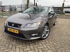 SEAT Leon ST - FR 1.4 TSI X-PERIENCE Panorama Cruise Pdc Navi Tel Media
