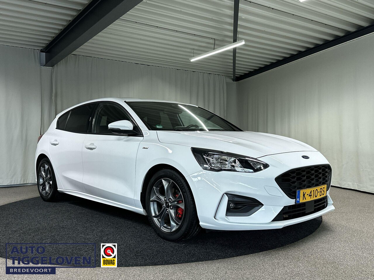 Ford Focus - 1.0 EcoBoost Hybrid ST Line X Business 155PK | Navi | Led | Winter pakket - AutoWereld.nl