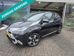 Toyota Aygo - 1.0 VVT-i x-clusiv | 2E EIGENAAR | 12MND GARANTIE | AIRCO | KEYLESS | CAMERA |