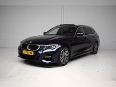 BMW 3-serie Touring - 318i M Sport ORG.NED / PANORAMADAK / DIGITALE TELLERS / LEER / NAP / DEALER-ONDERHOUDEN
