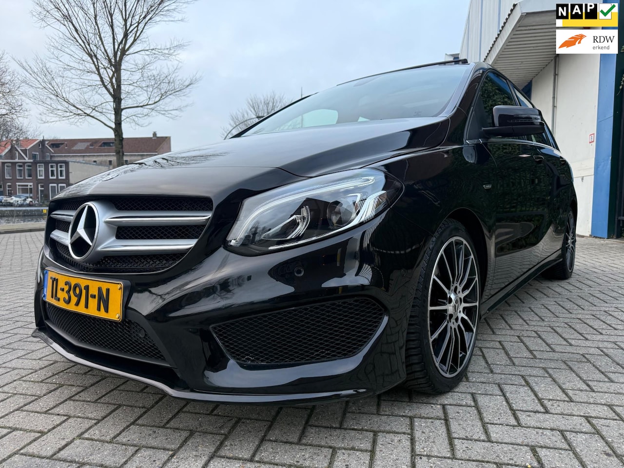 Mercedes-Benz B-klasse - 180 180 - AutoWereld.nl