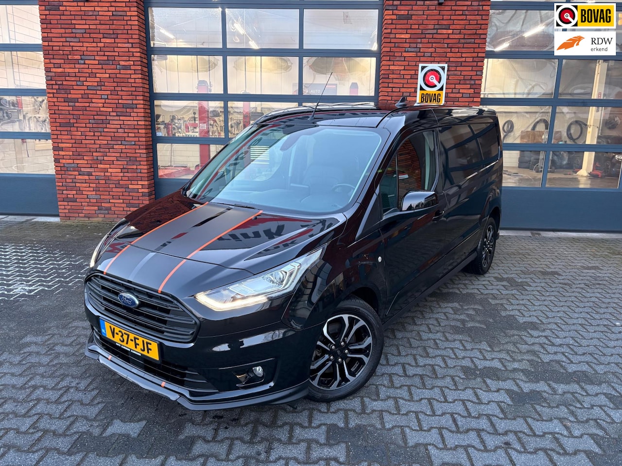 Ford Transit Connect - 1.5 EcoBlue L2 Sport Automaat|LED|Achteruitrijcamera|Leer - AutoWereld.nl