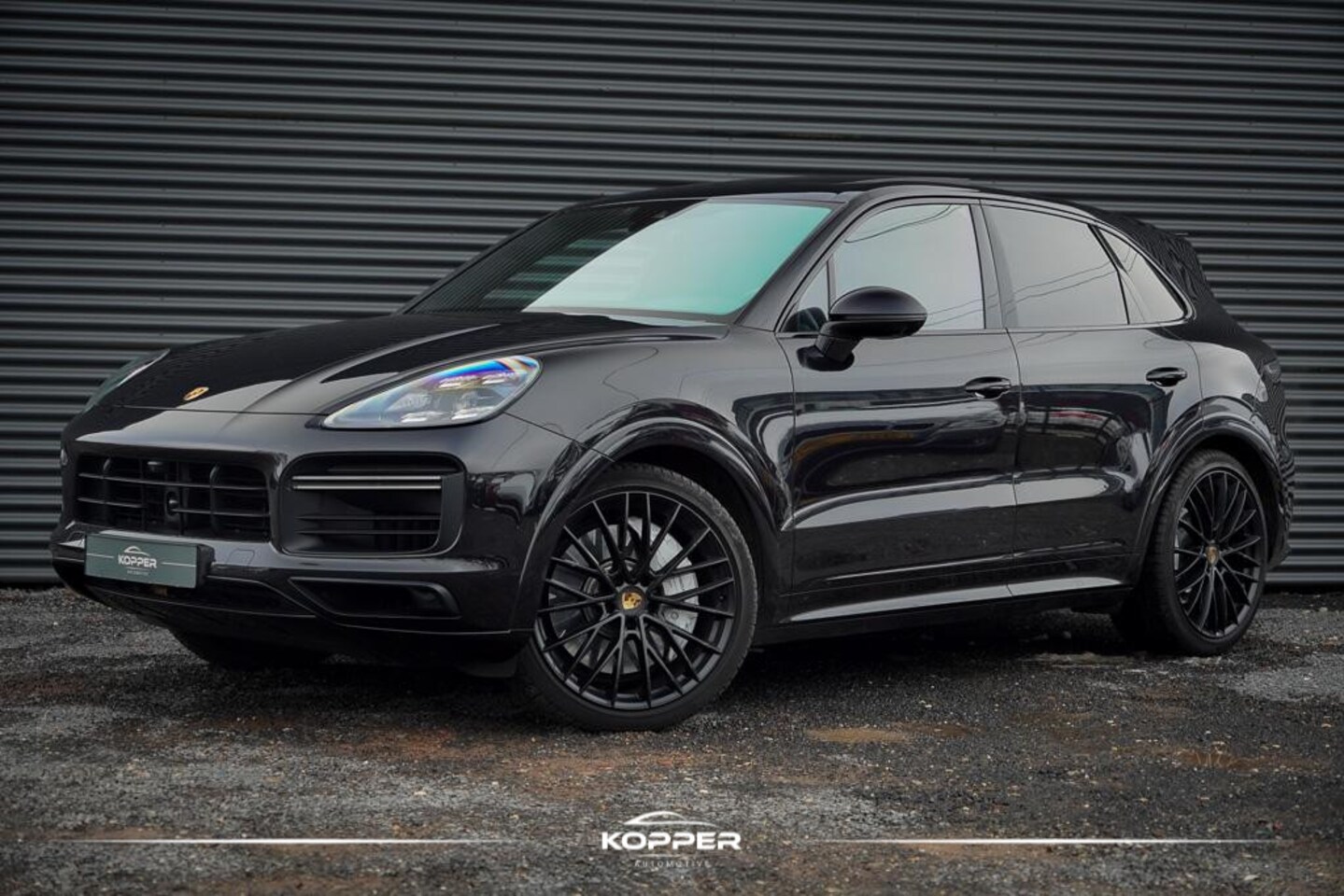 Porsche Cayenne - 4.0 Turbo / PSCB / Pano / Burmester / Stoelklima / Trekhaak Elek - AutoWereld.nl