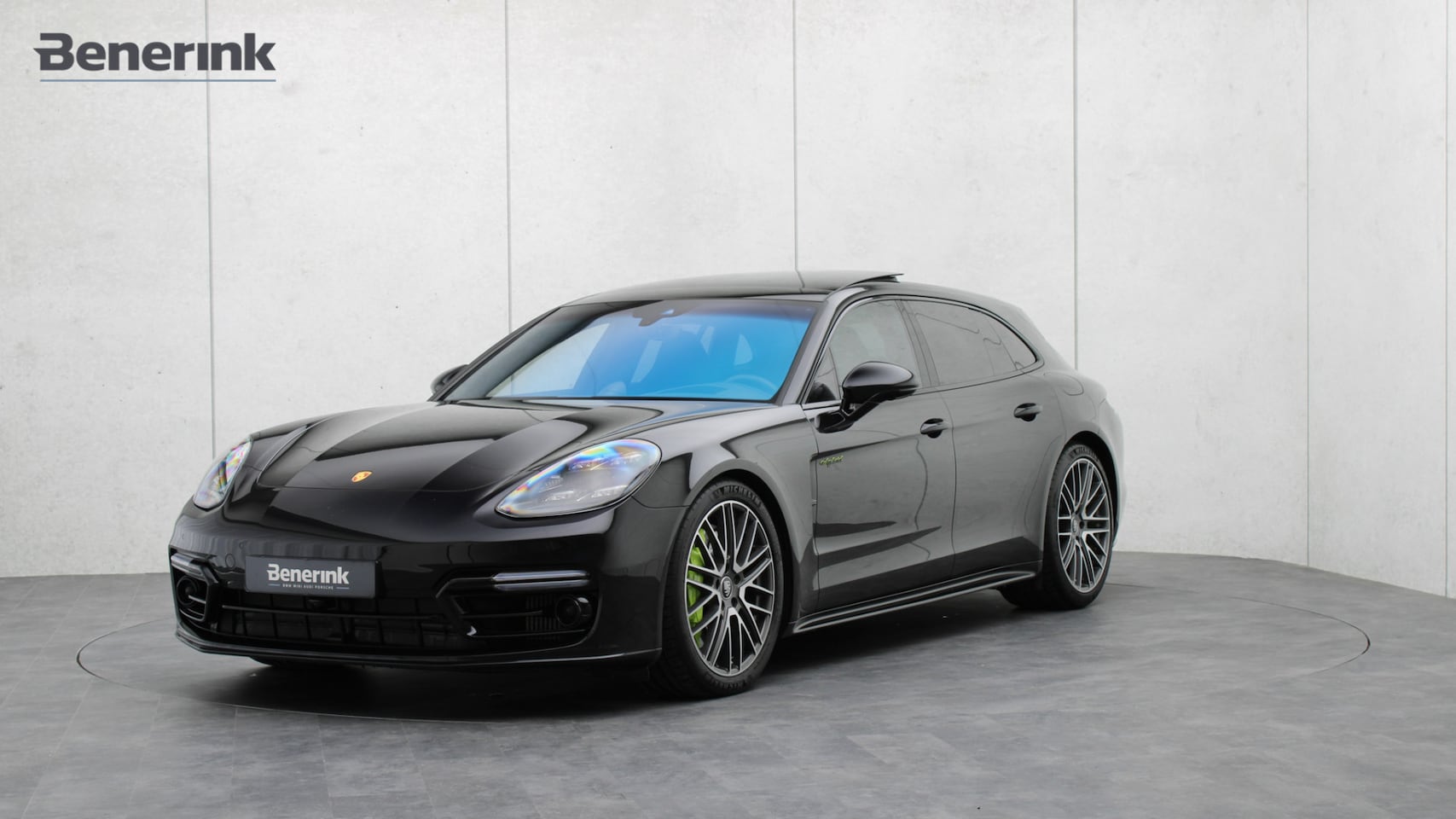 Porsche Panamera Sport Turismo - 4.0 Turbo S E-Hybrid | Stoelventilatie | Keramisch | InnoDrive | Head-up | Panoramakdak | - AutoWereld.nl