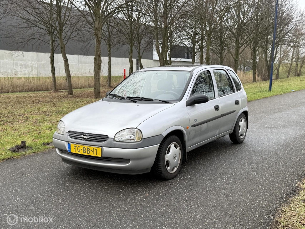 Opel Corsa - 1.4i Strada*APK 10/26*PANORAMADAK - AutoWereld.nl