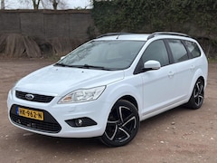 Ford Focus - 1.6 Titanium AIRCO ELEKPAKKET TREKHAAK 2XSLEUTEL