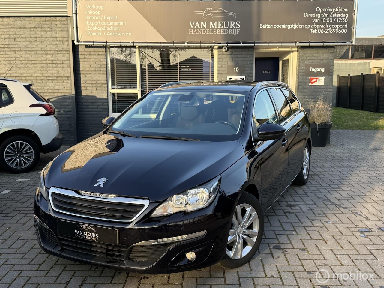 Peugeot 308 SW - 1.6 BlueHDI Blue Lease Executive 1.6 BlueHDI Blue Lease Executive, Airco, trekhaak, navigatie, apk 01-2027 - AutoWereld.nl