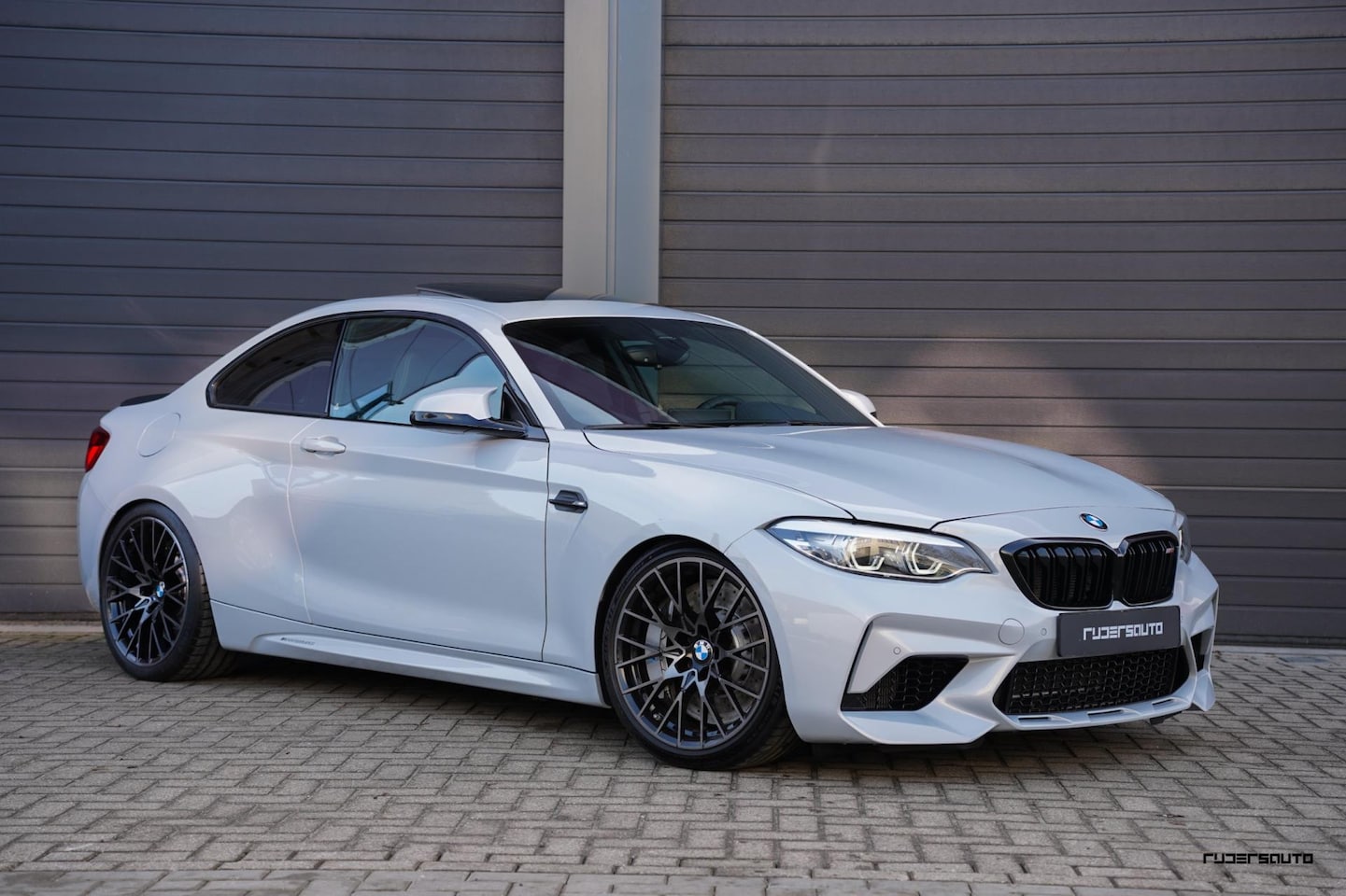 BMW M2 - DCT Competition | Trackpack | Schuifdak | KWv3 | Akrapovic | Harman Kardon | M-Sportstoele - AutoWereld.nl