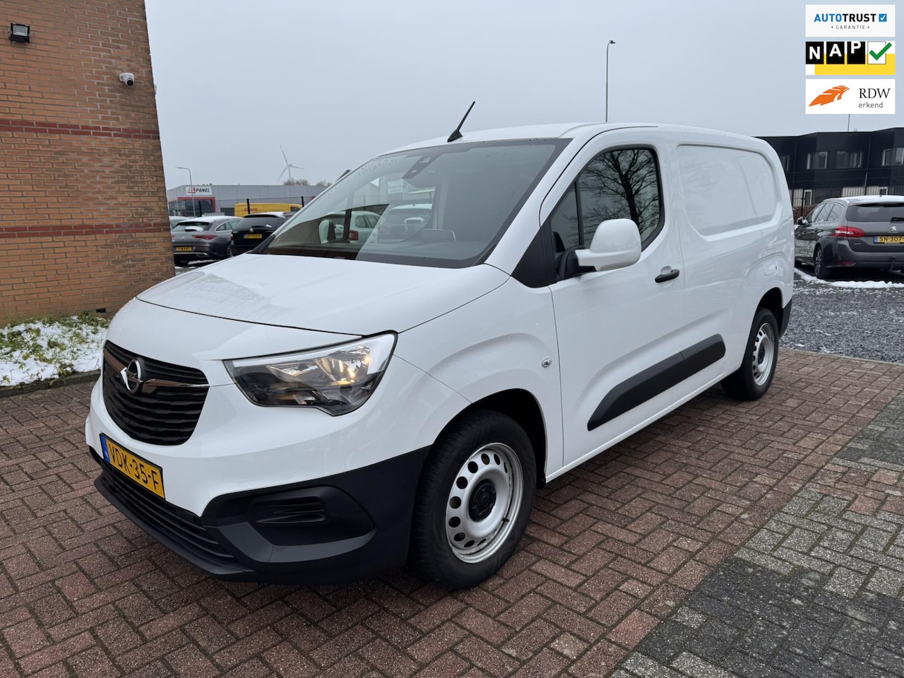 Opel Combo - 1.5D L2H1 Edition 1.5D L2H1 Edition, MAXI, Euro 6, Navigatie Apple Carplay, PDC A, - AutoWereld.nl