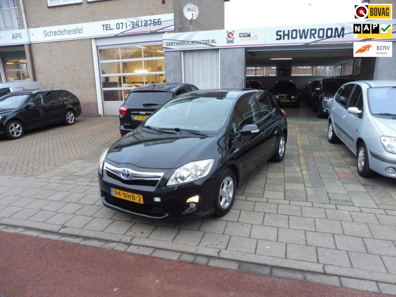 Toyota Auris - 1.8 Full Hybrid Aspiration/NW Apk/Cruise/2e eigenaar/NAP - AutoWereld.nl