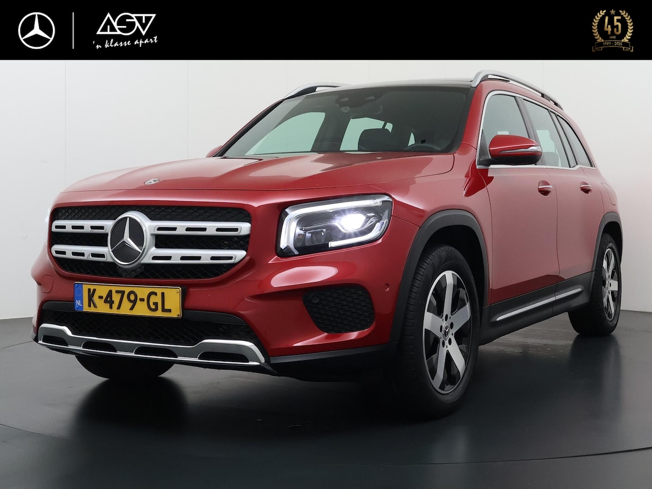 Mercedes-Benz GLB - 200 Luxury Business Solution | Panorama - Schuifdak | Trekhaak Wegklapbaar | Keyless Entry - AutoWereld.nl