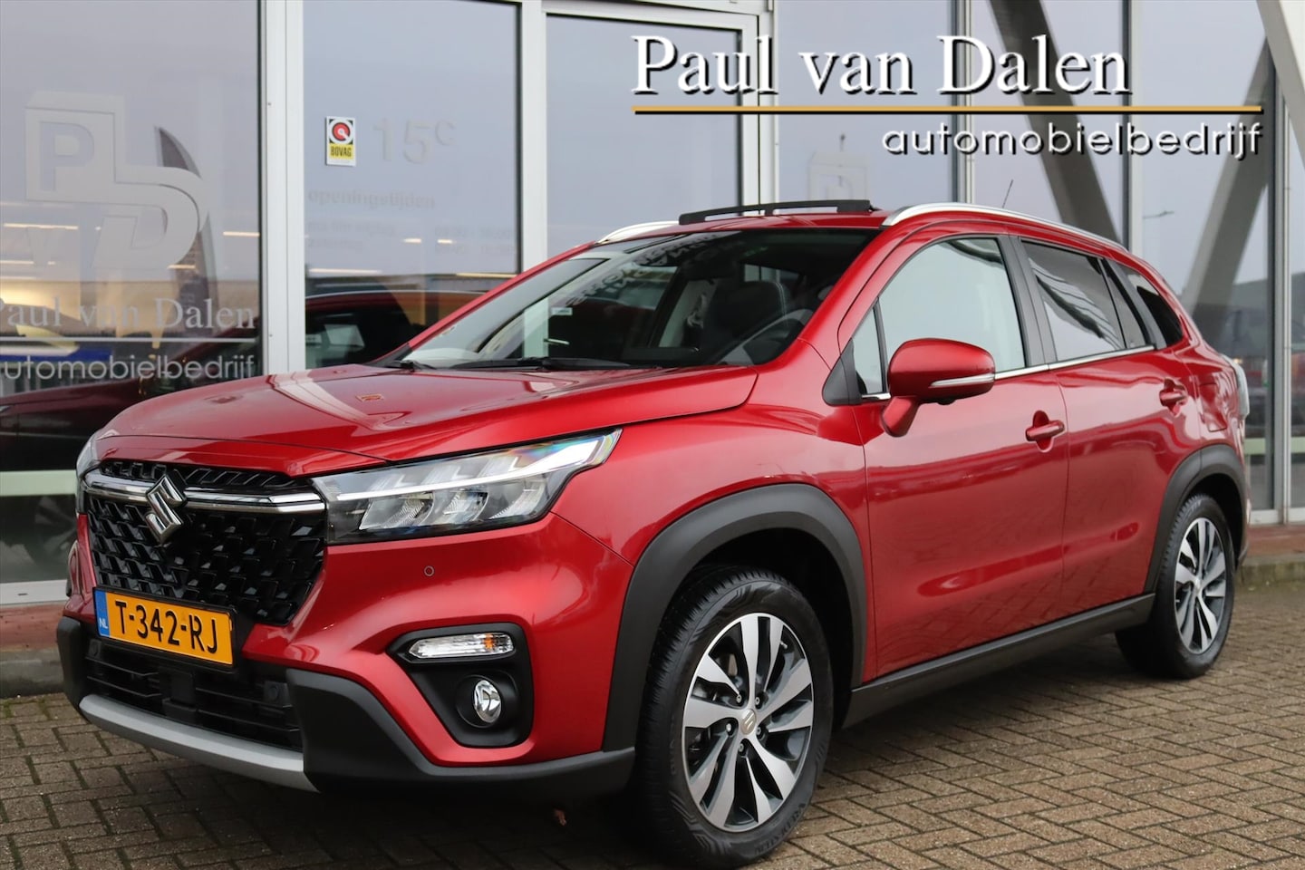 Suzuki S-Cross - 1.4 Boosterjet 129PK STYLE SMART HYBRID Panodak | Trekhaak | Camera | All Seasons | Keyles - AutoWereld.nl