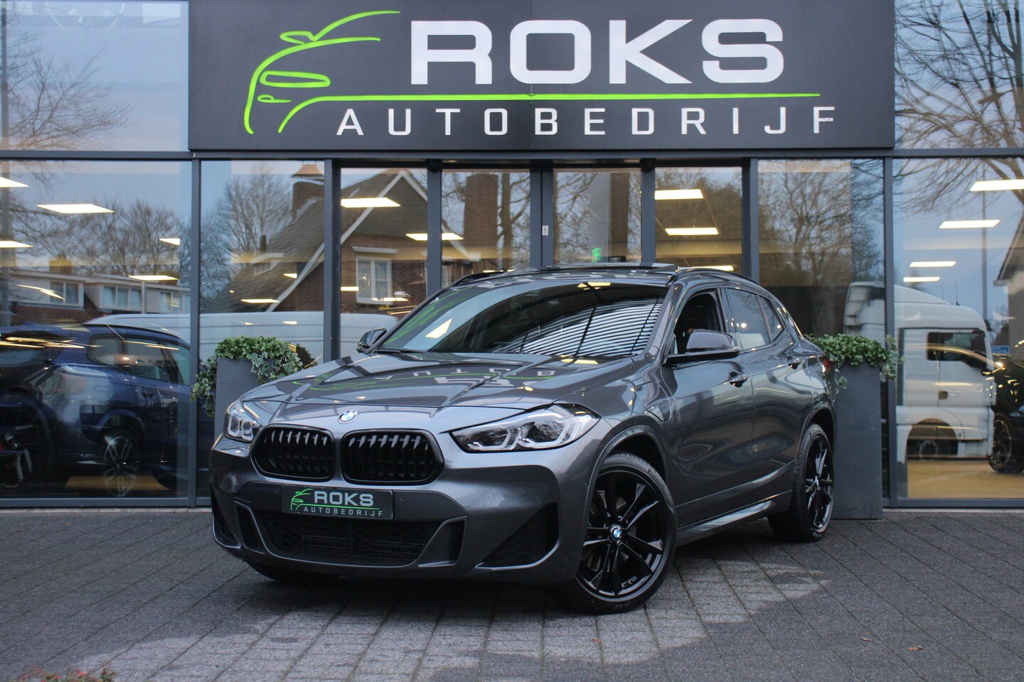BMW X2 - xDrive25e High Executive M-Sport Shadowline/Harmankardon/Headup/Keyless/Leder/Panoramadak - AutoWereld.nl