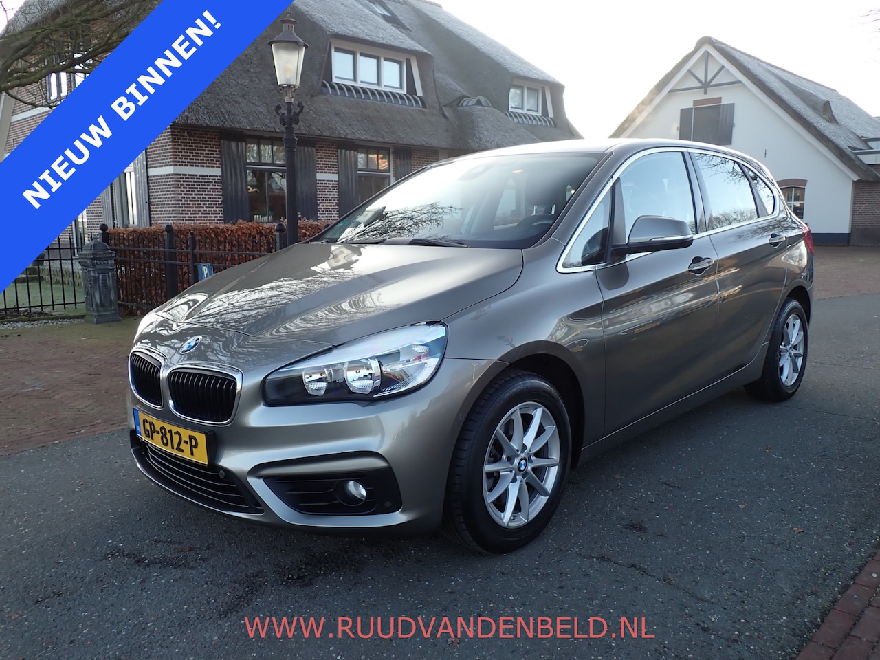 BMW 2-serie Active Tourer - 218i NAVIGATIE / TREKHAAK / PDC / BLUETOOTH / NL-AUTO - AutoWereld.nl