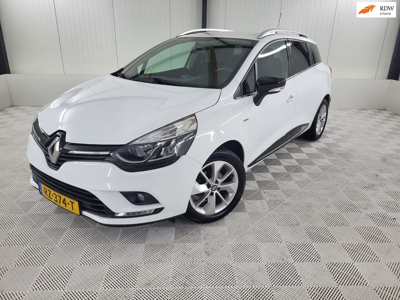 Renault Clio Estate - 0.9 TCe Limited 0.9 TCe Limited - AutoWereld.nl