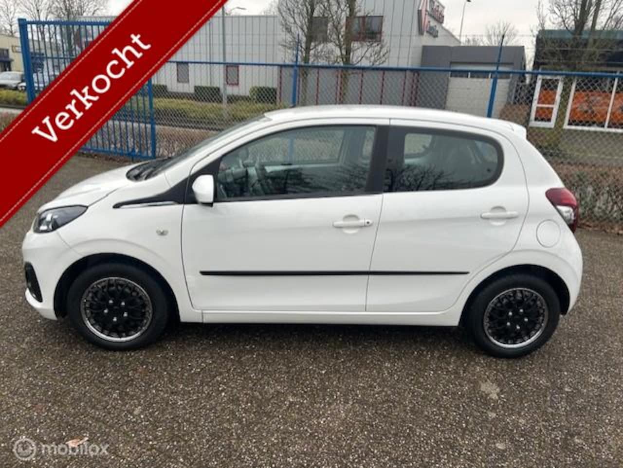 Peugeot 108 - 1.0 e-VTi Access 1.0 e-VTi Access - AutoWereld.nl