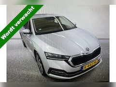 Skoda Octavia - 1.0 e-TSI Business Edition Plus/LED/NAVI/18INCH / Carplay