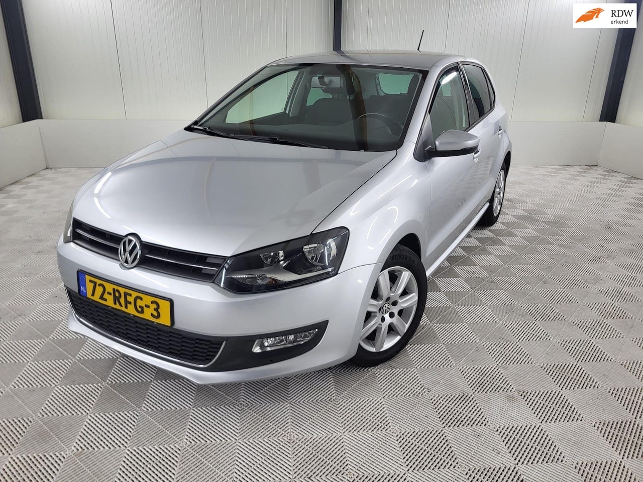 Volkswagen Polo - 1.2 TSI Highline 1.2 TSI Highline, Navigatie, Trekhaak - AutoWereld.nl