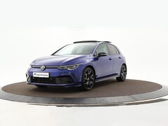 Volkswagen Golf - 1.5 eTSI 130PK DSG R-Line Business · Panoramadak · Camera · IQ.Light · Stoel-&Stuurverwarm