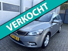 Kia Cee'd Sporty Wagon - 1.4 CVVT Navigator-Navi-Clima-Cruise