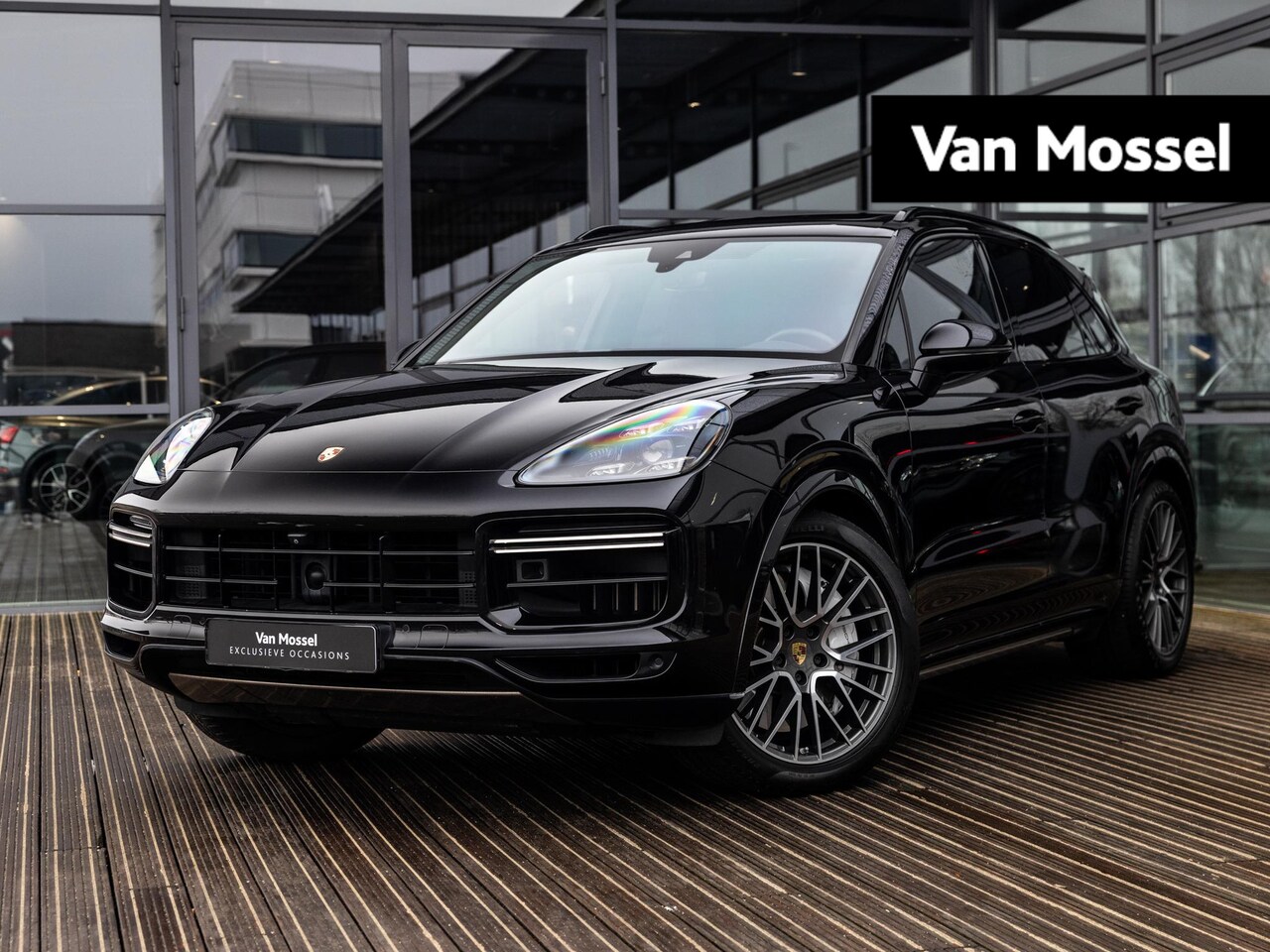 Porsche Cayenne - 4.0 Turbo | SPORTCHRONO | VIERWIELBESTURING | PTV + | 21 INCH | PASM LUCHTVERING | PDLS + - AutoWereld.nl