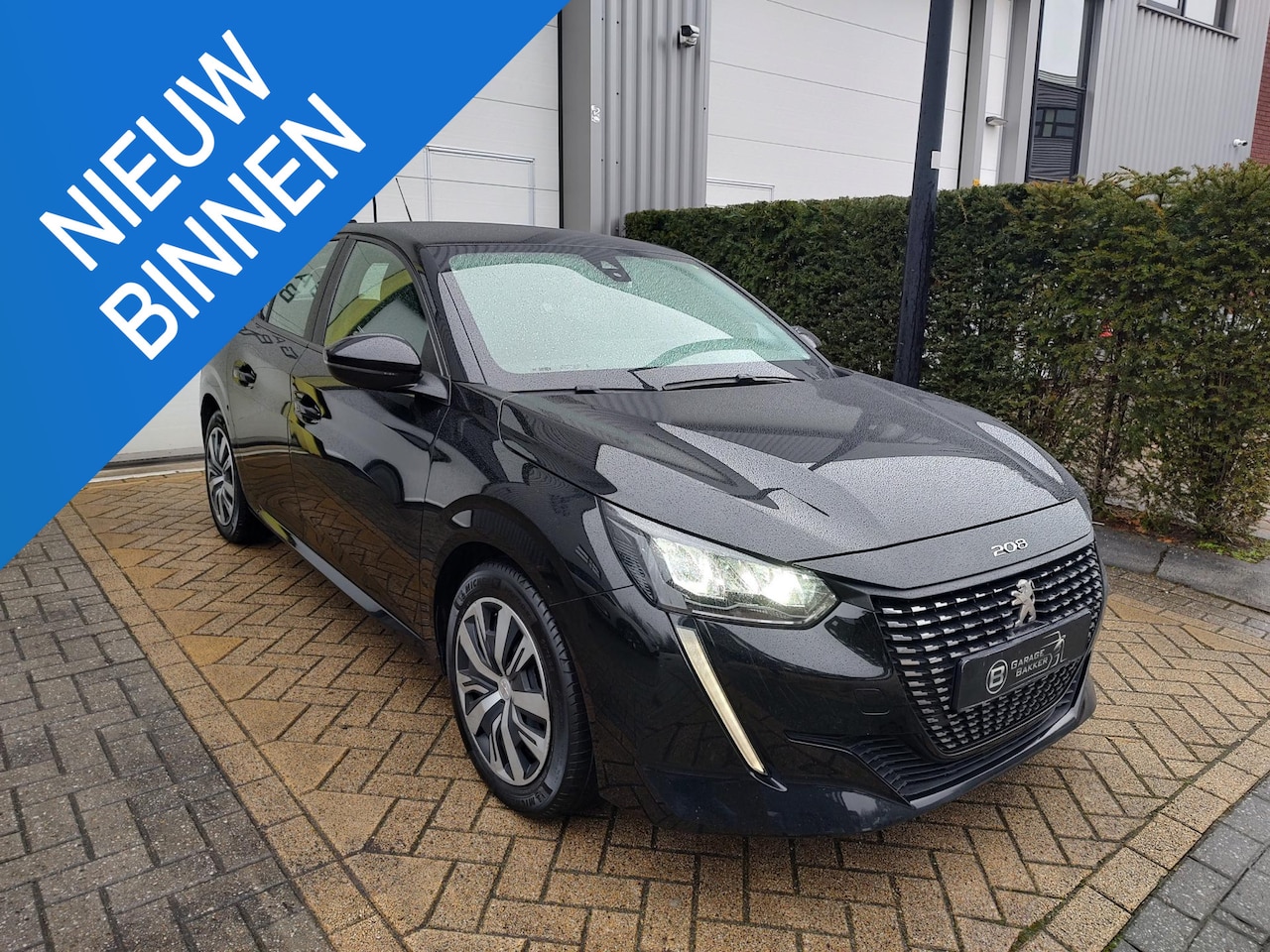 Peugeot 208 - 1.2 PureTech Active Pack Led Stoelverwarming Navi-Carplay Android Cruise-Control Nieuwe Di - AutoWereld.nl