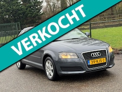 Audi A3 Sportback - 1.4 TFSI Attraction Pro Line Business /Airco/6-Bak/Navi/