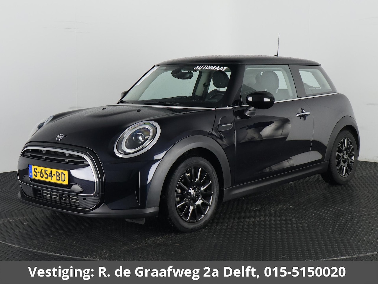 MINI Cooper - Mini 1.5 Sports Classic Automaat | Apple Carplay & AndroidAUTO | Parkeersensoren | 1e eige - AutoWereld.nl