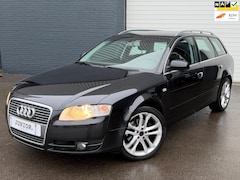 Audi A4 Avant - 1.8 Turbo Pro Line CRUISE/CLIMA/LMV/PDC/NAP