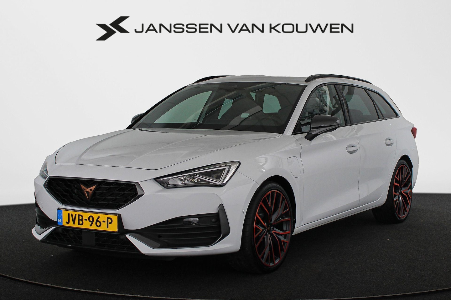 CUPRA Leon Sportstourer - 1.4 e-Hybrid VZ 245 Adrenaline SOH 100% Elektrische Stoel Memory Achteruitrijcamera - AutoWereld.nl