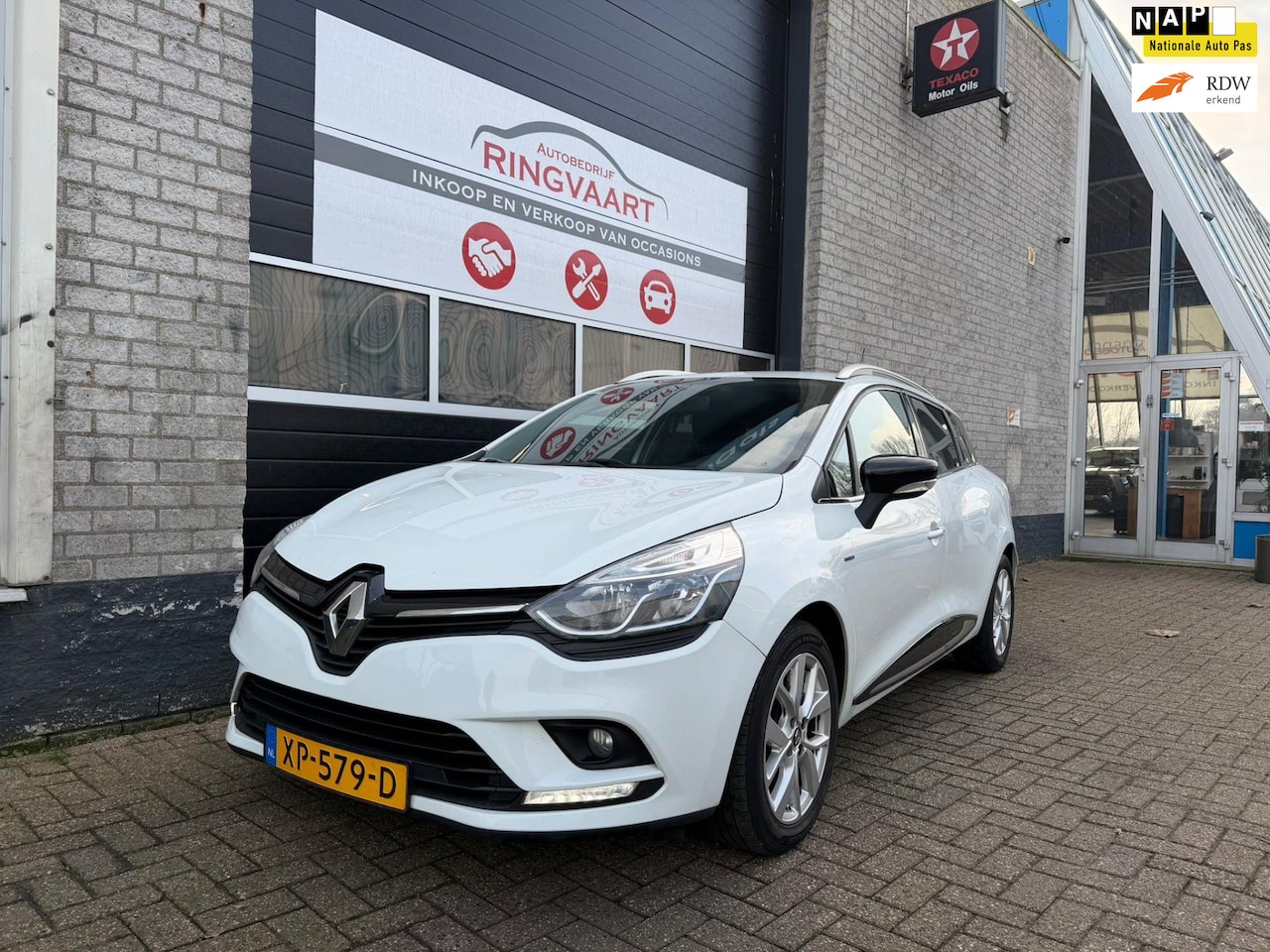 Renault Clio Estate - 0.9 TCe Limited Nette Auto - AutoWereld.nl