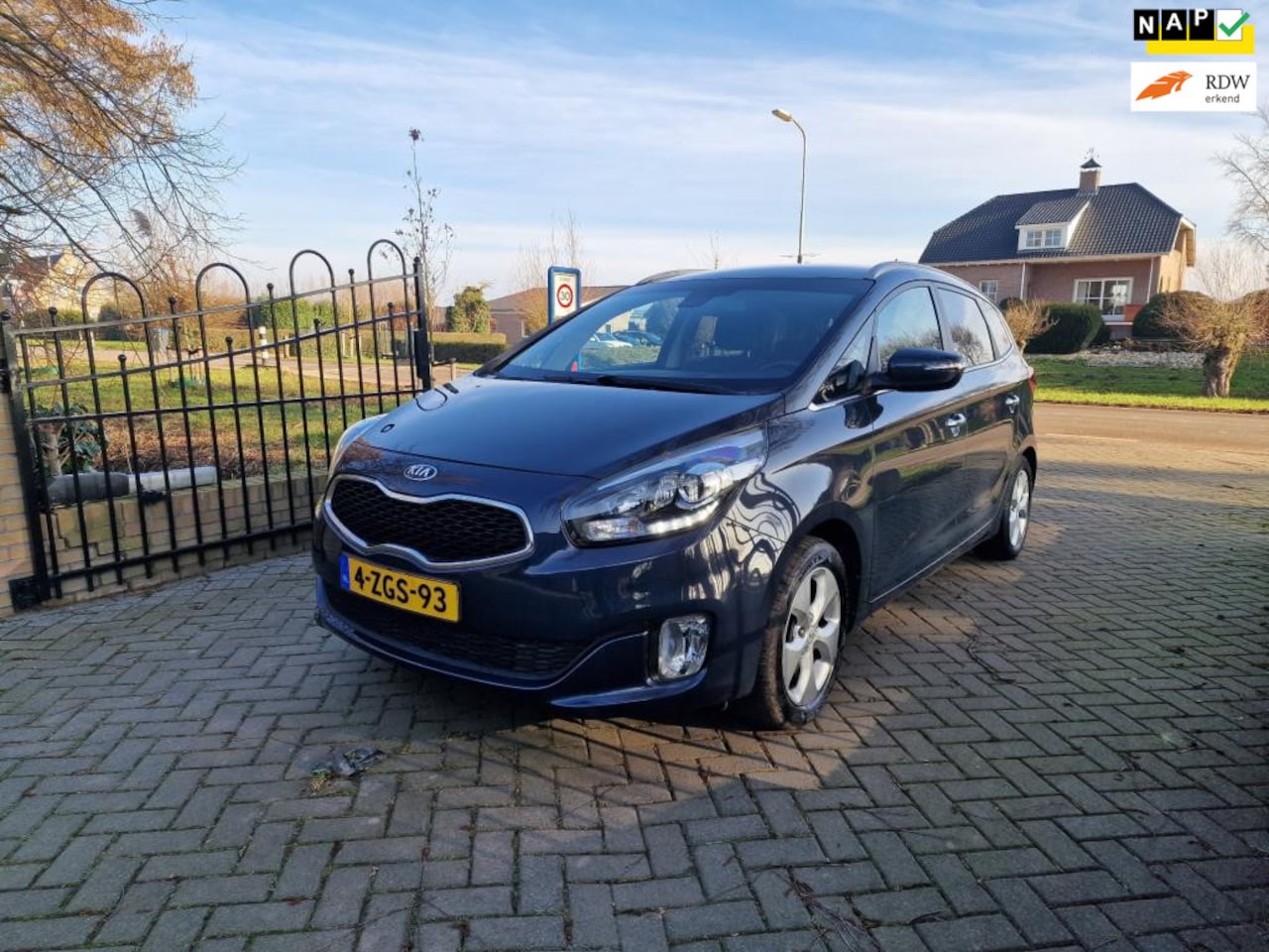 Kia Carens - 1.6 GDi Business Pack orgineel NL en NAP. - AutoWereld.nl