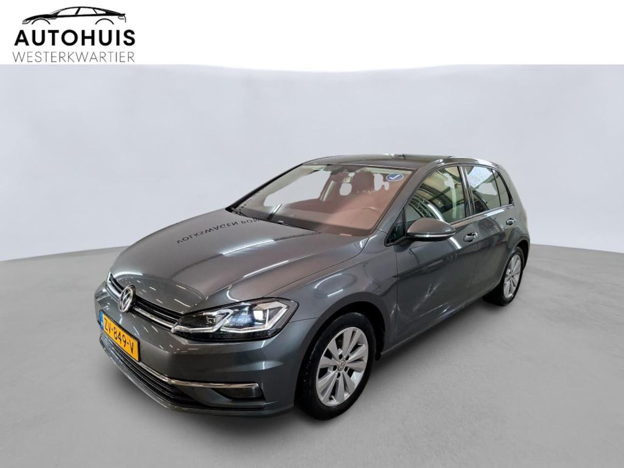 Volkswagen Golf - 1.5 TSI 150pk H6 Highline LED Koplampen Climate Control Stoelverwarming Camera Navigatie - AutoWereld.nl