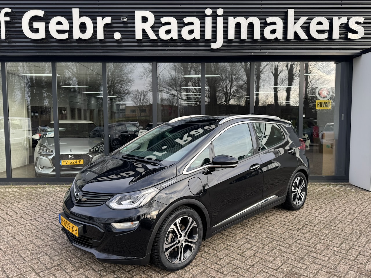 Opel Ampera-e - Business executive 60 kWh*Leder*Apple Carplay* - AutoWereld.nl
