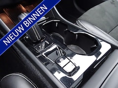 Volvo XC40 - 2.0 T4 R-Design