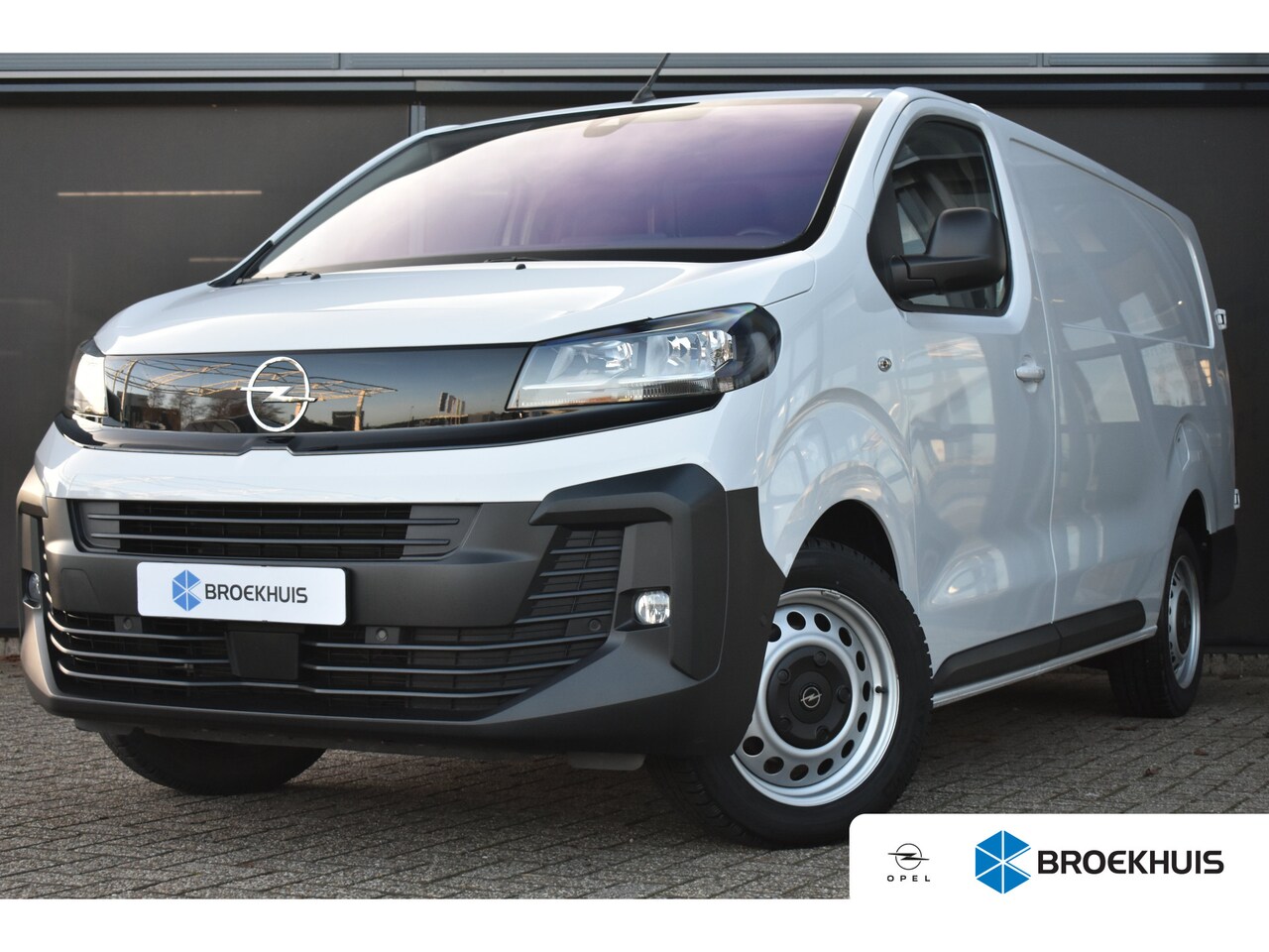 Opel Vivaro - L3H1 180pk Automaat | Betimmering | Stuurverwarming | Climate Control | Parkeersensoren v/ - AutoWereld.nl