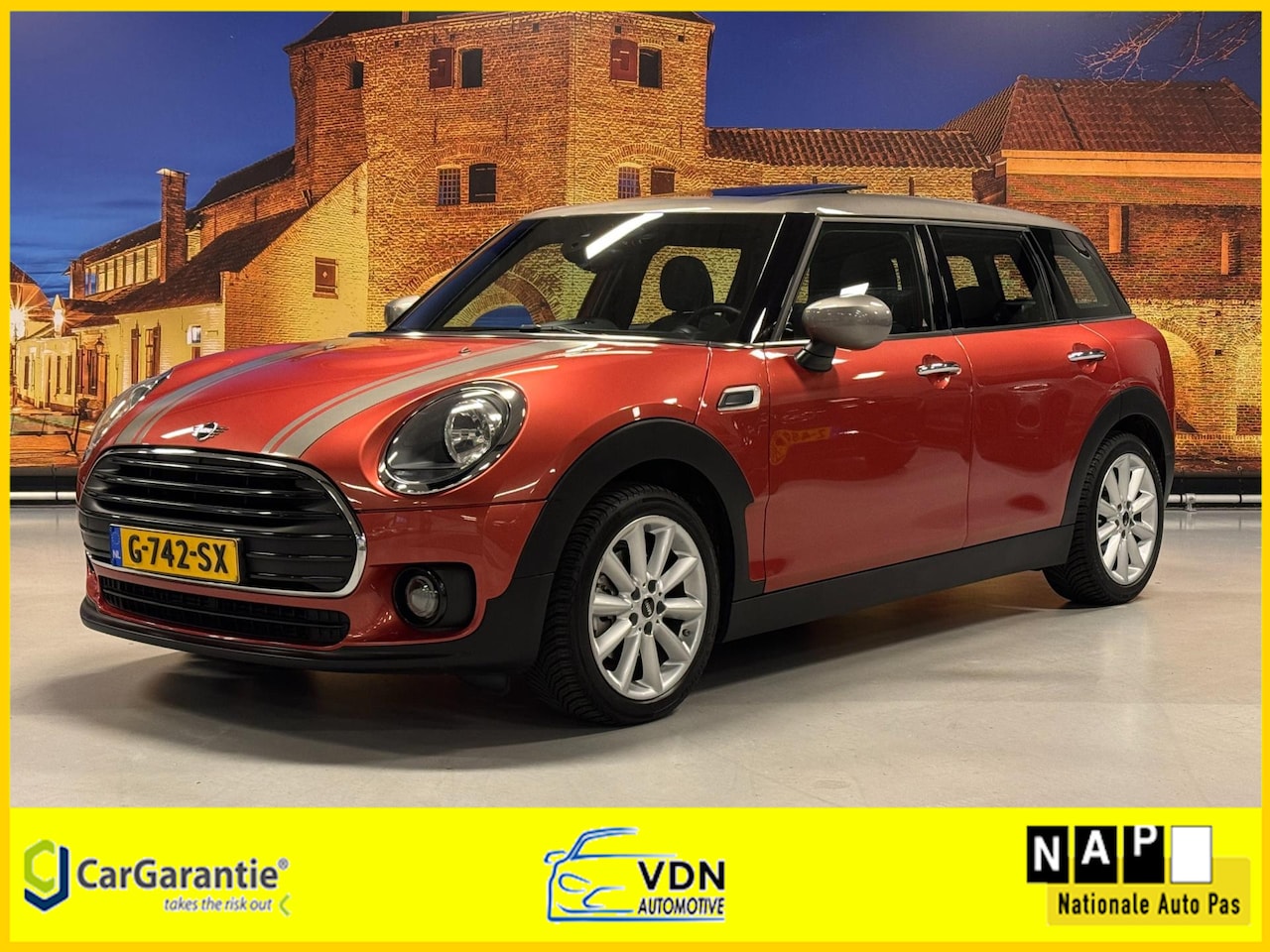 MINI Clubman - Mini 1.5 Cooper Automaat Panoramadak PDC - AutoWereld.nl