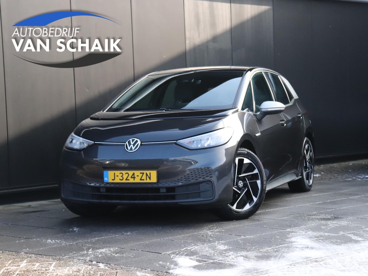 Volkswagen ID.3 - First 58 kWh | PDC | CRUISE | NAVI | APPLE CARPLAY | STOEL/STUURVERW. | - AutoWereld.nl