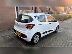 Hyundai i10 - 1.0i i-Motion