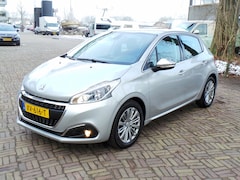 Peugeot 208 - 1.2 PureTech GT-Line Nav, Cruise, Climate, etc, etc.