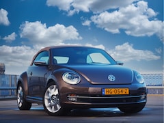 Volkswagen Beetle Cabriolet - 1.2 TSI Design 70s Edition - Leer