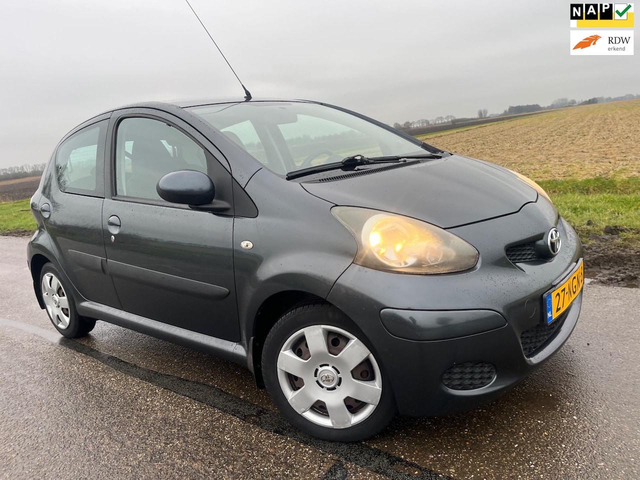 Toyota Aygo - 1.0-12V Comfort / automaat - AutoWereld.nl