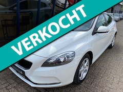 Volvo V40 - 2.0 T2 Kinetic Business Pack Connect NAVI / PDC / BLUETOOTH